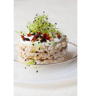 RICE WAFER WITH OLIVES AND AUBERGINE CAVIAR