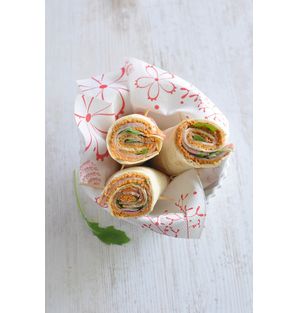 Summer Vegetables Wrap with Ham and Arugula
